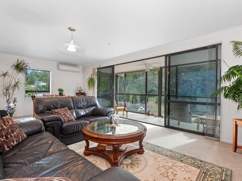 16 Garden Court, Woodhill