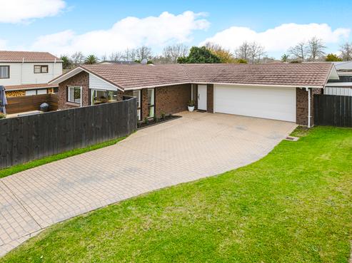 9 Elrita Place, Conifer Grove