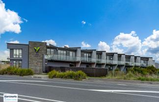 Excellent occupying-Westgate central office