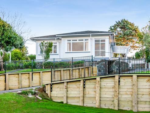 106 Seaview Road, Westown