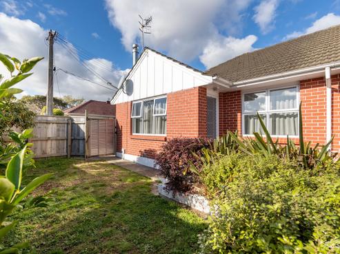 1/598 Fergusson Drive, Trentham