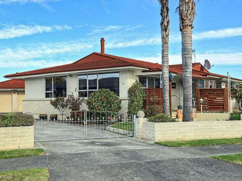 17 Laurent Place, Greenmeadows