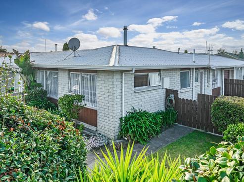 2/810 Avenue Road East, Parkvale