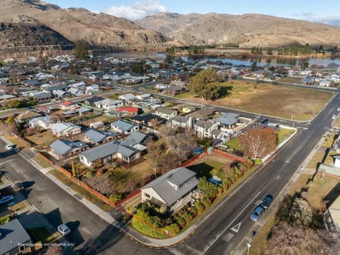 54 Molyneux Avenue, Cromwell