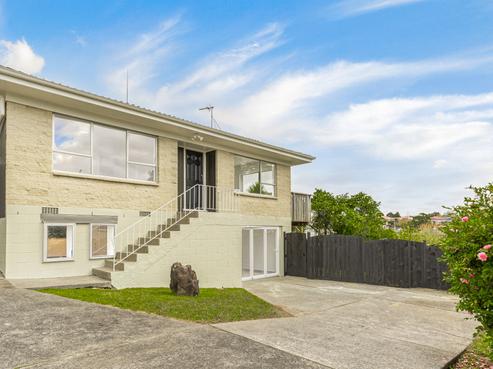 2/12 Jenelin Road, Glendene