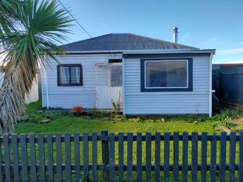 4 Clifford Street, Clinton and Surrounds