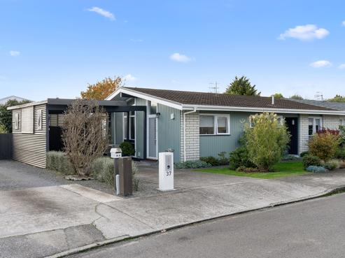 37 Kent Street, Levin