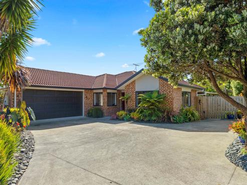 14 Cathcart Close, Pukekohe
