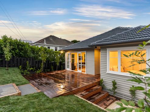 73 Walmer Road, Point Chevalier