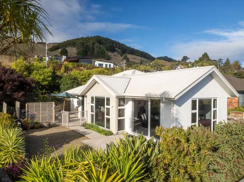 93 Washbourn Drive, Richmond