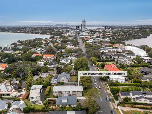 1/221 Hurstmere Road, Takapuna