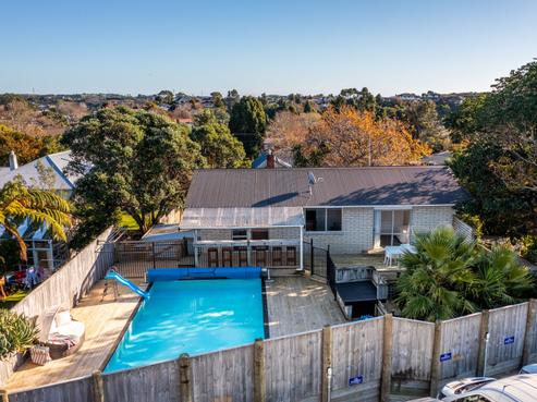 219A Tukapa Street, Westown