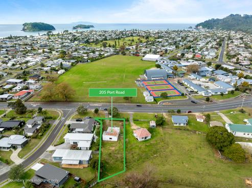 205 Port Road, Whangamata