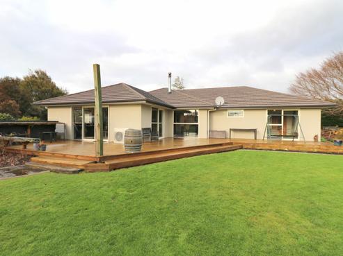 153 Flora Road East, Makarewa