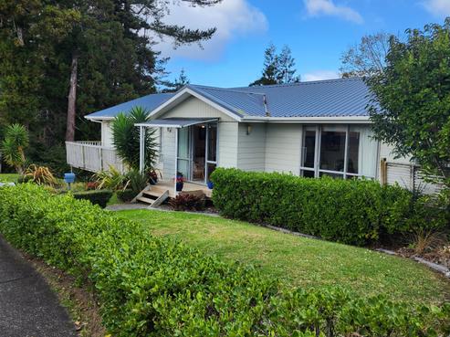 37 Bradnor Meadows Drive, Swanson