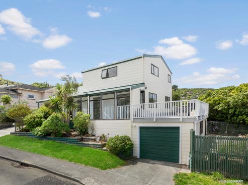 48 Percy Dyett Drive, Karori