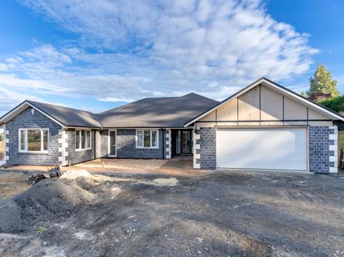 38 Waldron Crescent, Green Island