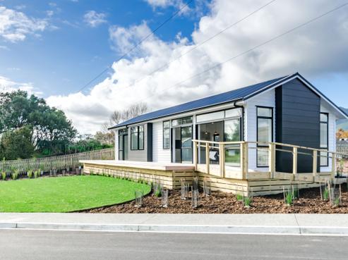 2 Anderson Park Drive, Waikanae
