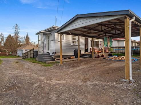 40 Bell Road, Western Heights