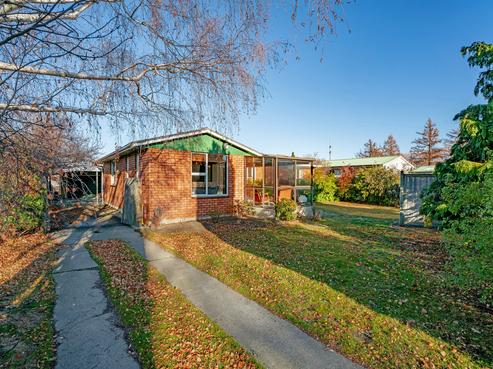 64 Molyneux Avenue, Cromwell