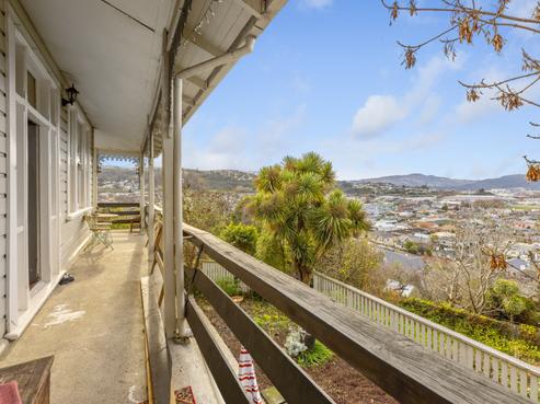 53 Easther Crescent, Kew