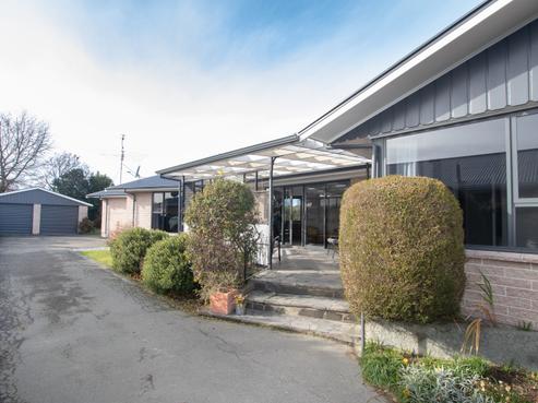 14 Middle Road, Allenton