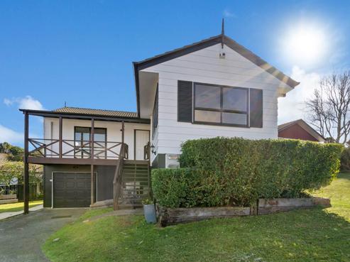 18 Leiden Place, Totara Vale