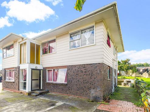 7 Crampton Place, Manurewa