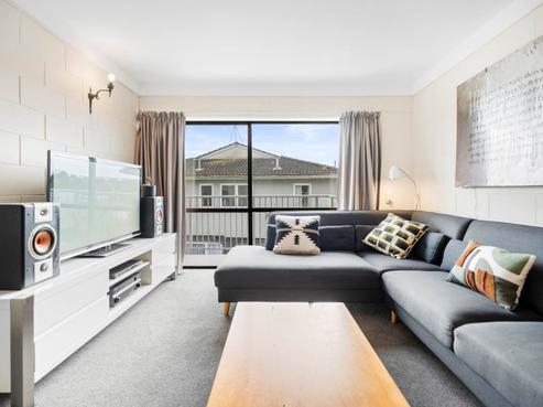 3/12 Cruickshank Crescent, Meadowbank