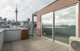 BEST VIEWS IN FREEMANS BAY