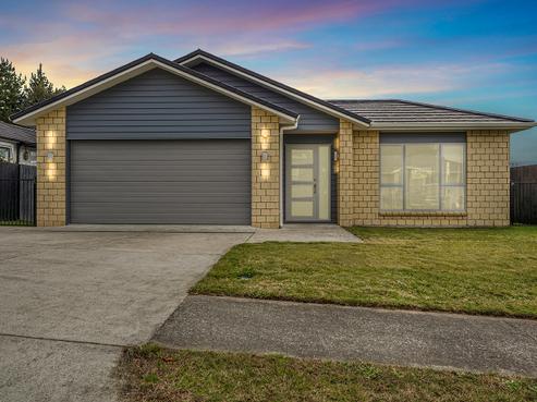 49 Alpers Ridge, Leamington