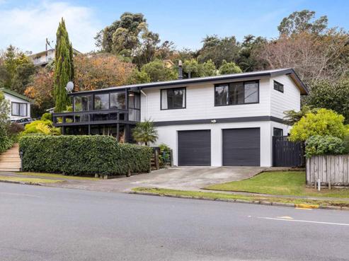 87 Poplar Grove, Whalers Gate