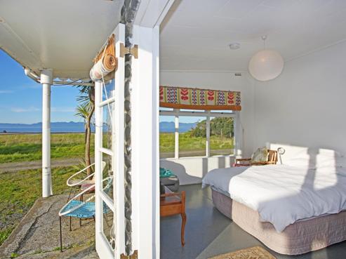 20 F Lowry Road, Whakatiwai