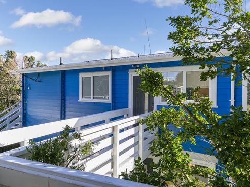2/9A Columbia Way, Kingston