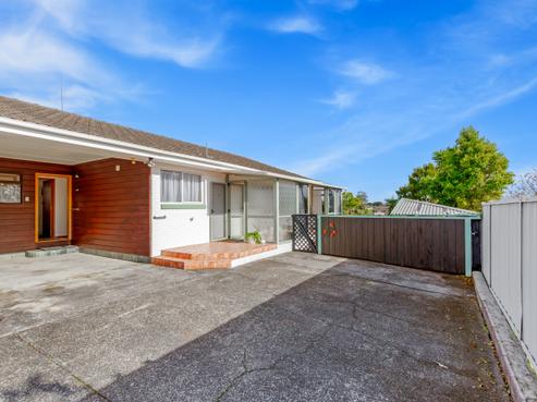 2/164 Halsey Drive, Lynfield