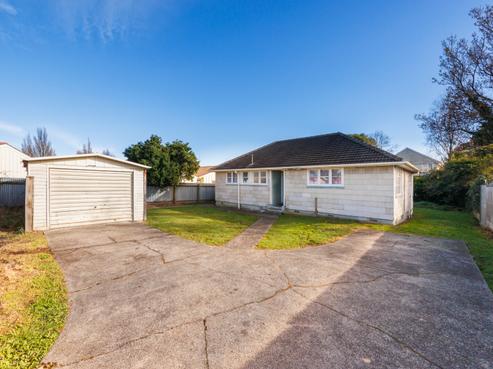 37A Andrew Avenue, Roslyn