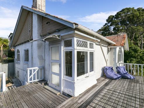 7 Crawford Road, Kilbirnie