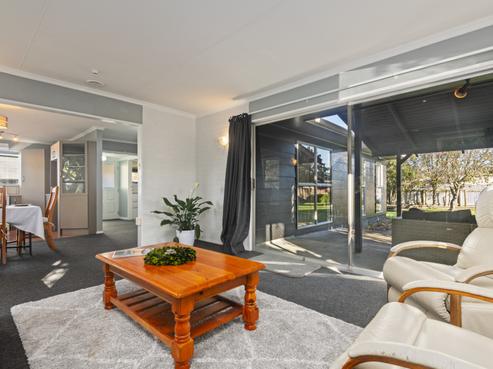 17 Wyndham Street, Awapuni