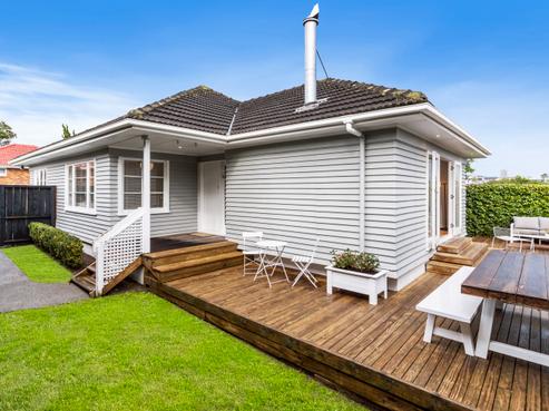 1615A Great North Road, Waterview
