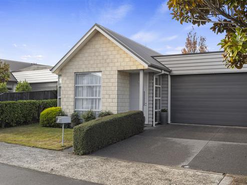 14 Cellars Way, Yaldhurst