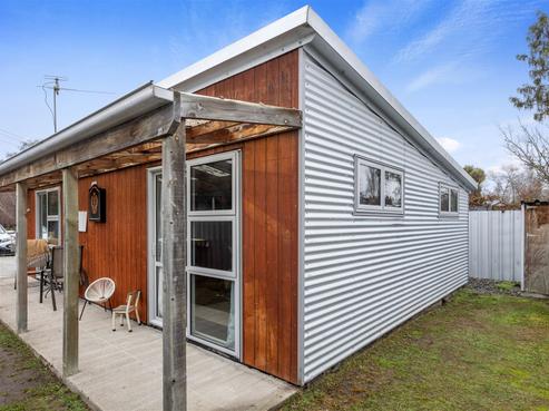 6 Pine Avenue, Kainga