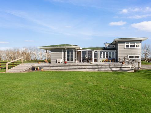 1081 No 1 Road, Tahuna