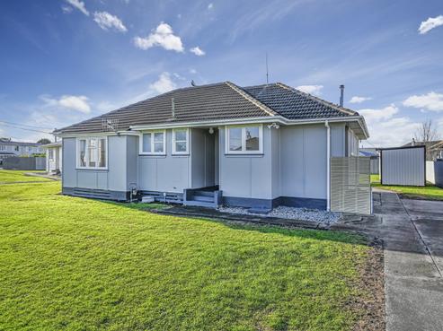 403 Montgomery Street, Raureka
