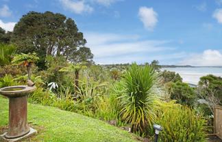 50 Ronald Avenue, Glenbrook