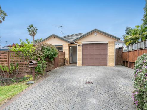 4 Red Hibiscus Road, Stanmore Bay