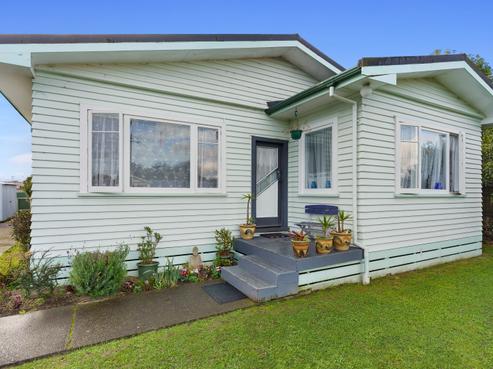 38 Kirk Street, Otaki