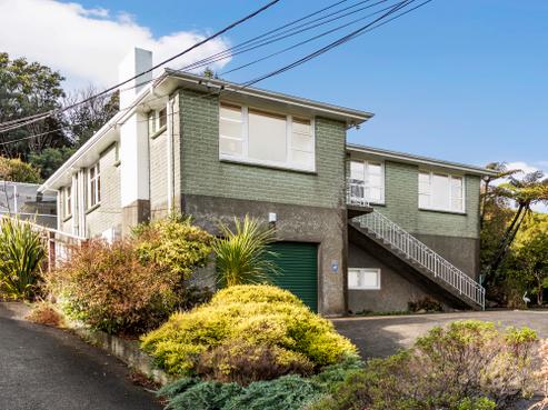 96 Helston Road, Paparangi