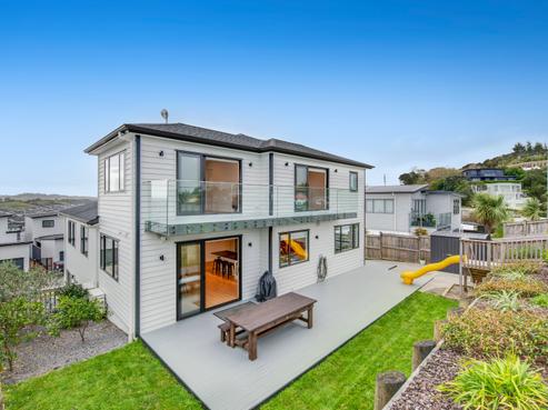 7 Manawanui Way, Orewa