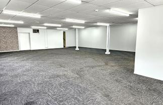 High traffic count and great visibility 