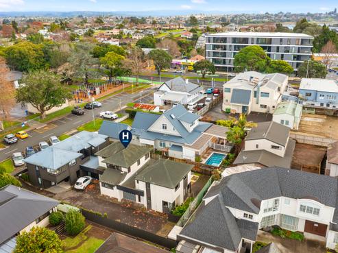 2/23 Arundel Street, Tauranga Central